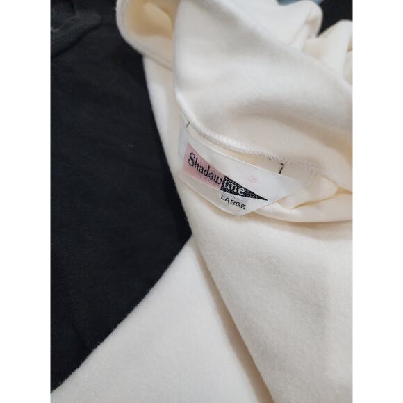 Vintage Shadowline Nightgown Ivory Long Sleeves Housecoat Zip Up Size Large USA - Picture 6 of 9